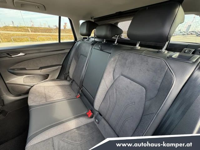 Volkswagen Golf Life Variant