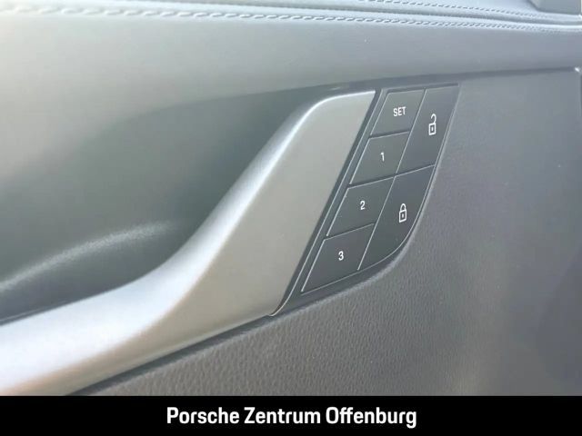 Porsche 992 Cabrio Carrera S