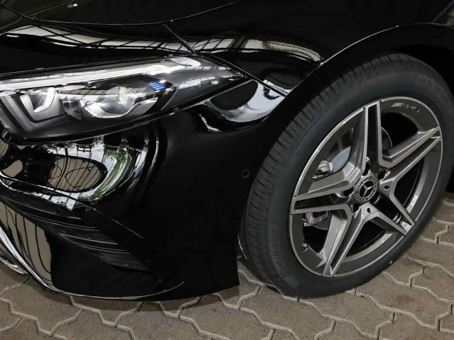 Mercedes-Benz A 200 AMG Line