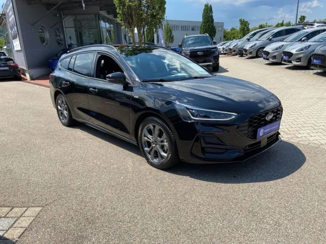 Ford Focus ST Line Wagon