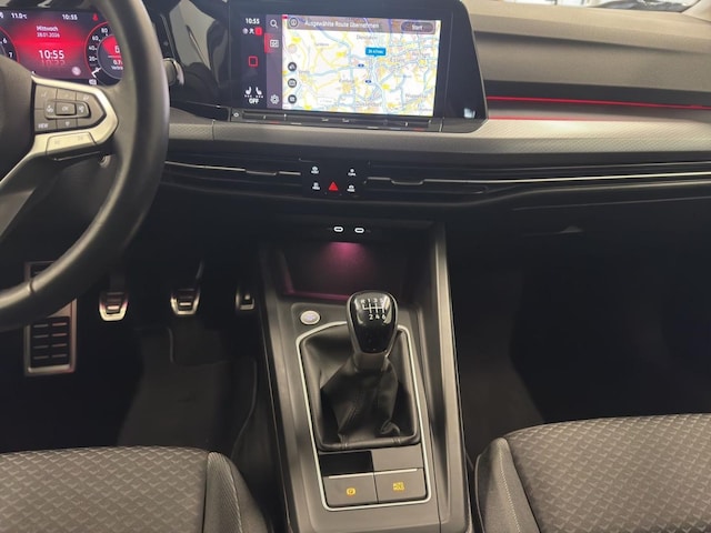 Volkswagen Golf 1.5 TSI Golf VIII IQ.Drive