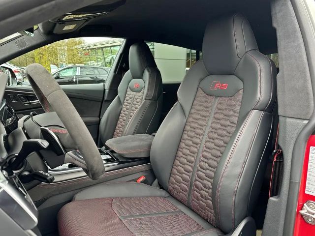 Audi RS Q8 Performance