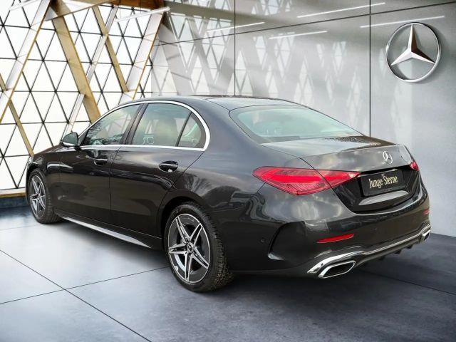 Mercedes-Benz C 180 AMG Line Sedan