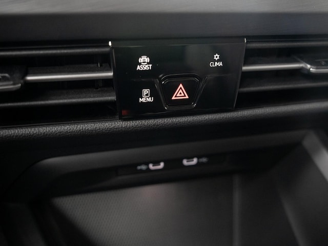 Volkswagen Golf 1.5 TSI Golf VIII