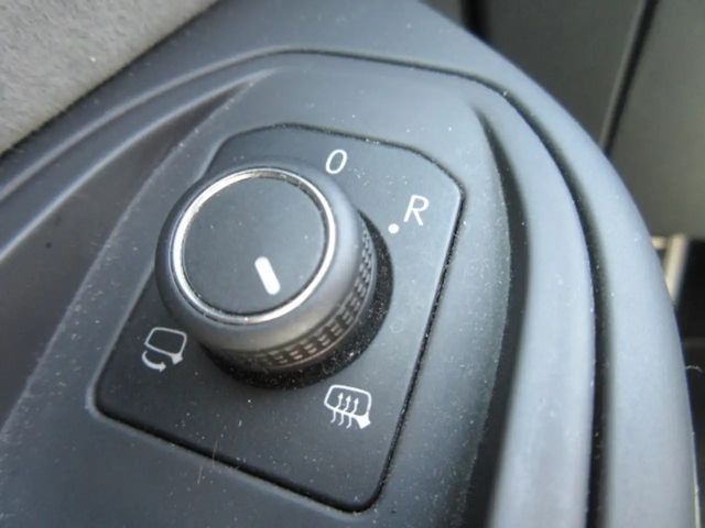 Volkswagen Golf DSG IQ.Drive R-Line Style