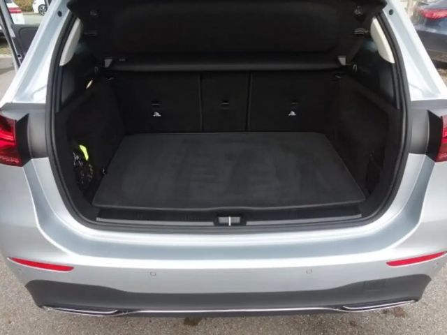 Mercedes-Benz B 180 Progressive