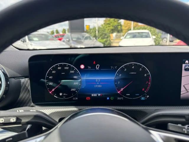Mercedes-Benz A 180 A 180 PROGR+MBUX+KAM+LED+SHZ+ASSIST+DAB+CARPLAY+