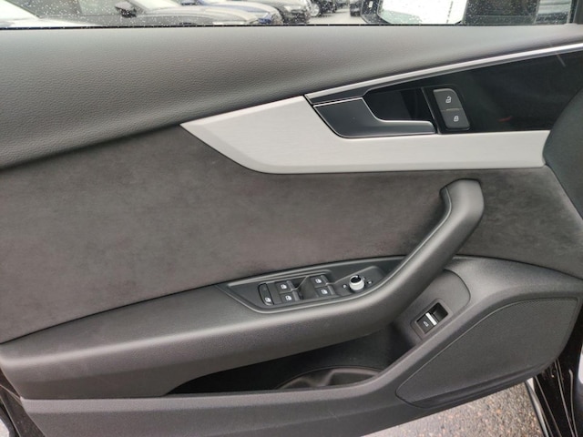 Audi S4 Avant Quattro