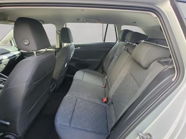 Volkswagen Golf 1.0 TSI Life Variant