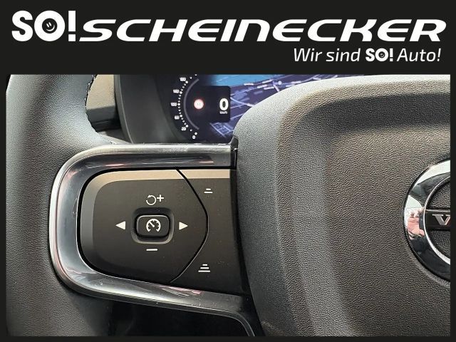 Volvo XC40 Dark Plus