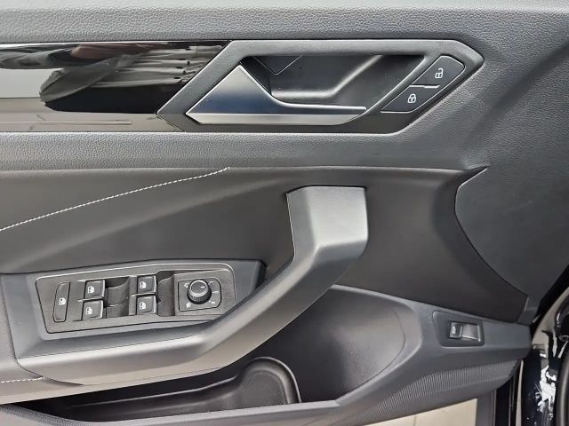 Volkswagen T-Roc 1.5 TSI R-Line