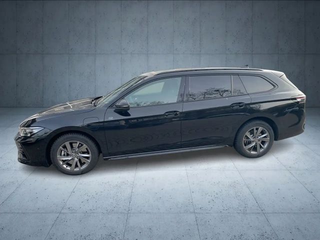 Volkswagen Passat DSG R-Line eHybrid