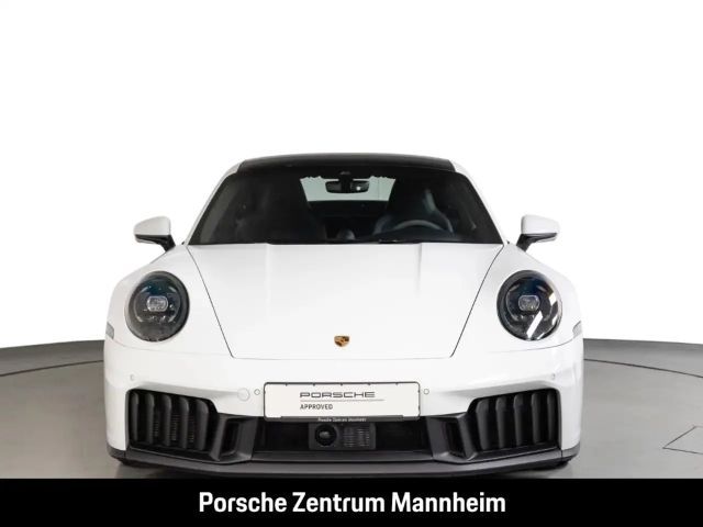 Porsche 992 Carrera Coupé GTS