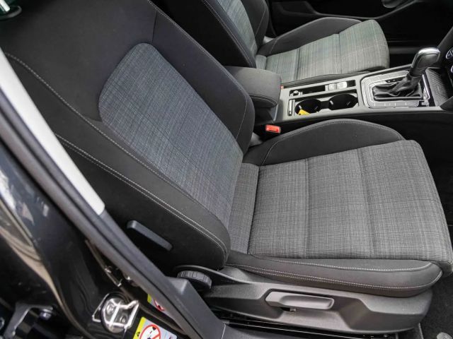 Volkswagen Passat 1.5 TSI Business DSG Variant