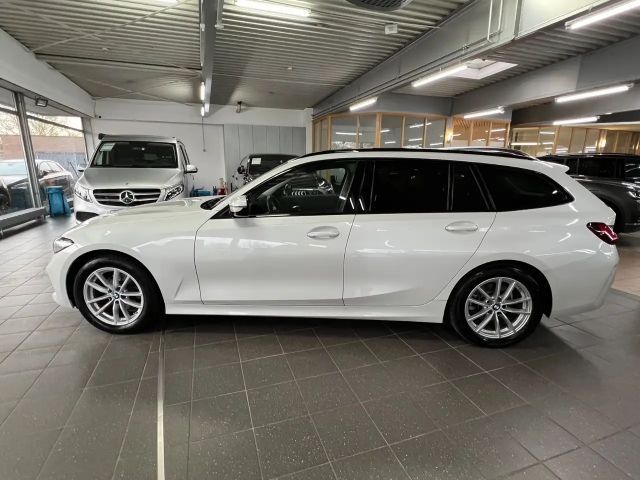 BMW 320 320d Touring xDrive