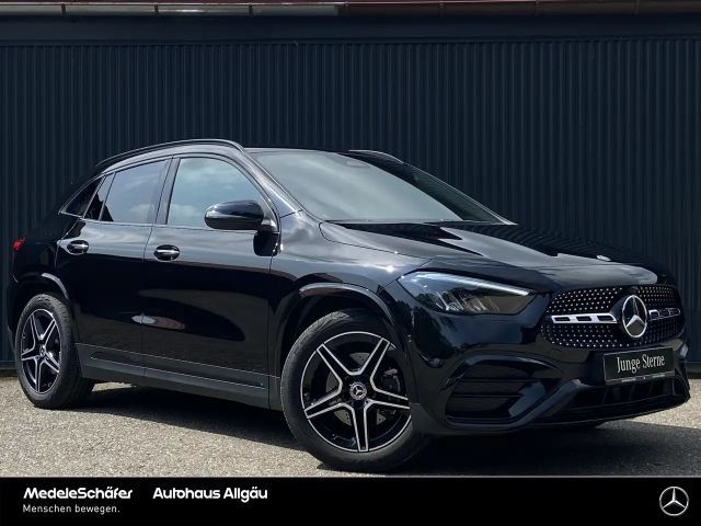 Mercedes-Benz GLA 200 AMG Line
