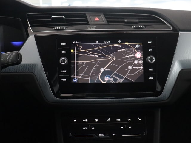 Volkswagen Touran DSG IQ.Drive