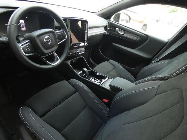 Volvo XC40 Dark Plus