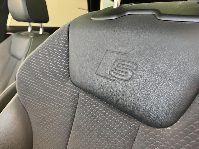 Audi S4 Avant Quattro