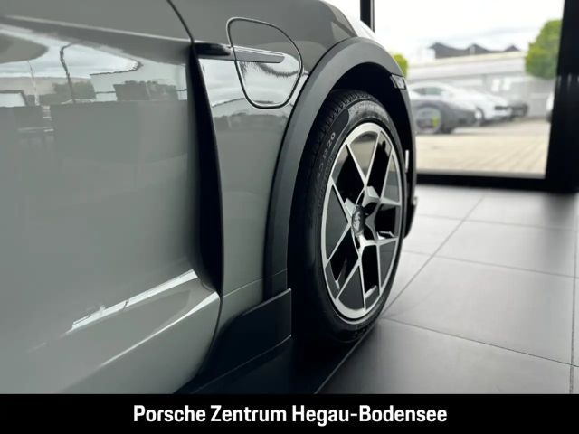 Porsche Taycan 4 Cross Turismo