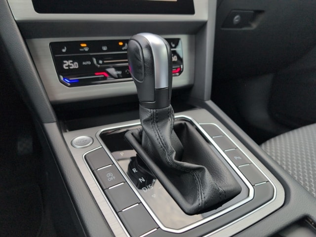 Volkswagen Passat 1.5 TSI DSG Variant