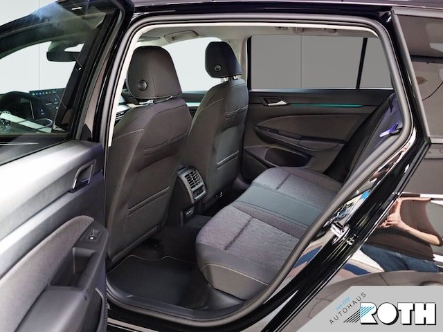 Volkswagen Golf Life Variant