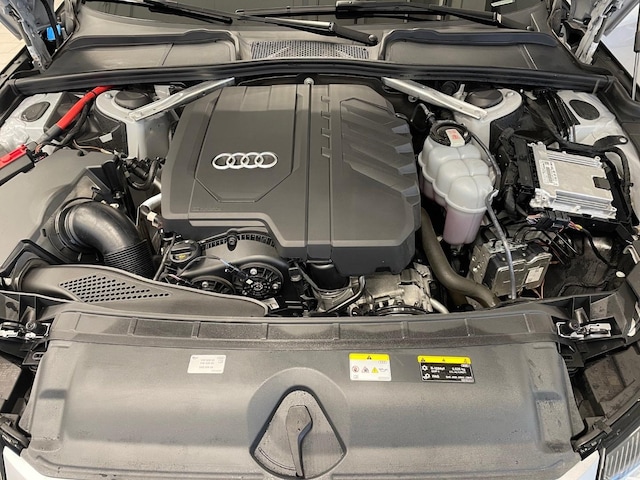 Audi A4 35 TFSI Avant S-Tronic