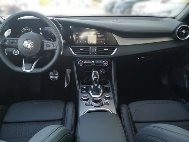 Alfa Romeo Giulia Q4