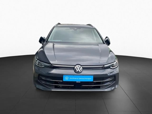 Volkswagen Golf 1.5 eTSI DSG Golf VIII Variant