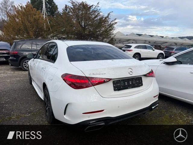 Mercedes-Benz C 300 Sedan