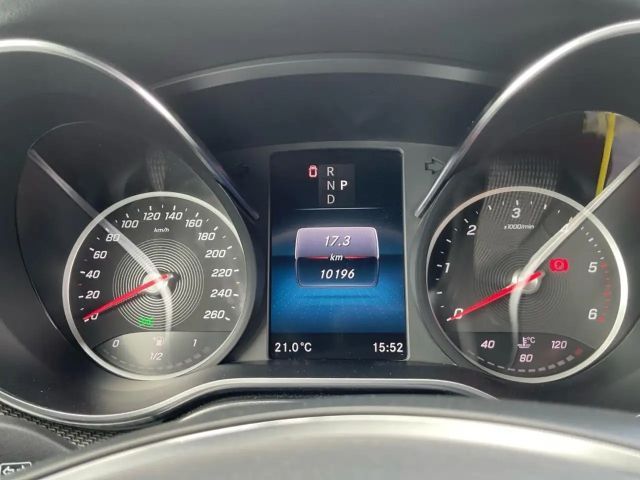 Mercedes-Benz V 250 AMG Line