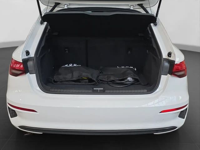 Audi A3 40 TFSI Hybride Sedan