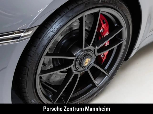 Porsche 992 Cabrio Carrera GTS