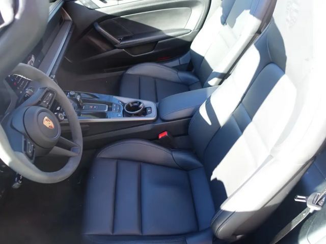 Porsche 992 Cabrio Carrera