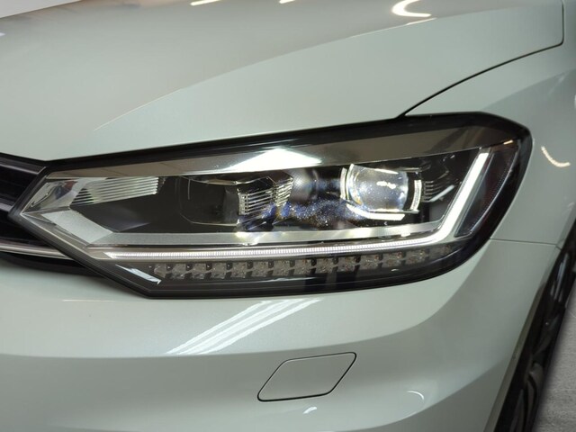 Volkswagen Touran 1.5 TSI DSG R-Line