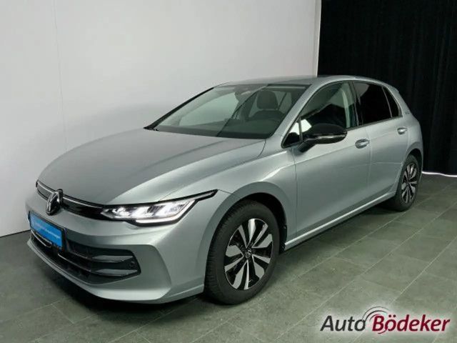 Volkswagen Golf 1.5 eTSI DSG