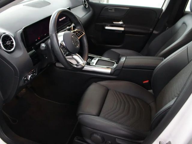 Mercedes-Benz B 180 Progressive