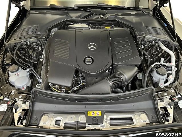 Mercedes-Benz C 200 AVANTGARDE Sedan