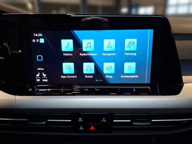 Volkswagen Golf 1.5 eTSI DSG Life