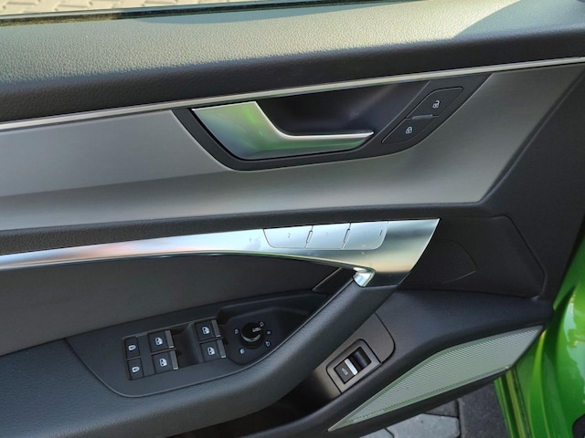 Audi S6 Quattro Sedan