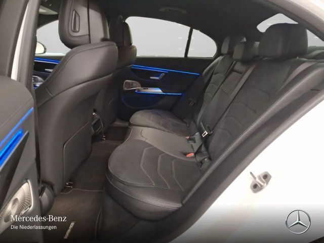 Mercedes-Benz E 200 AMG Line Sedan