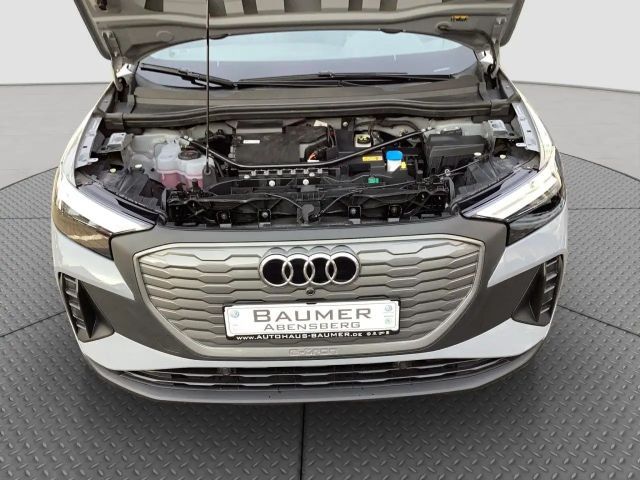 Audi Q4 e-tron 55 kWh LED SHZ PDC hinten Bluetooth