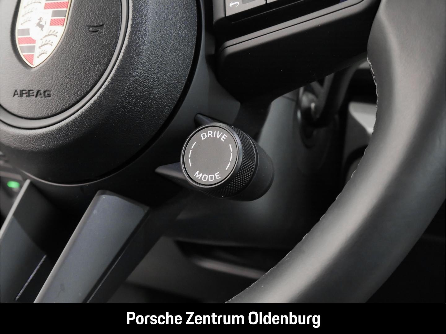 Porsche Macan Electric MATRIX,Luftfederung,Panoramadach