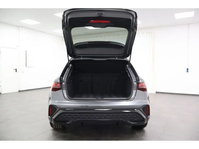 Audi A3 35 TFSI S-Line Sedan Sportback