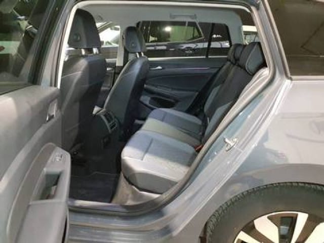 Volkswagen Golf 2.0 TDI DSG Variant