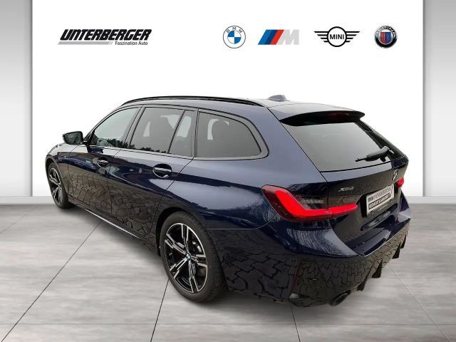 BMW 330 330i M-Sport xDrive
