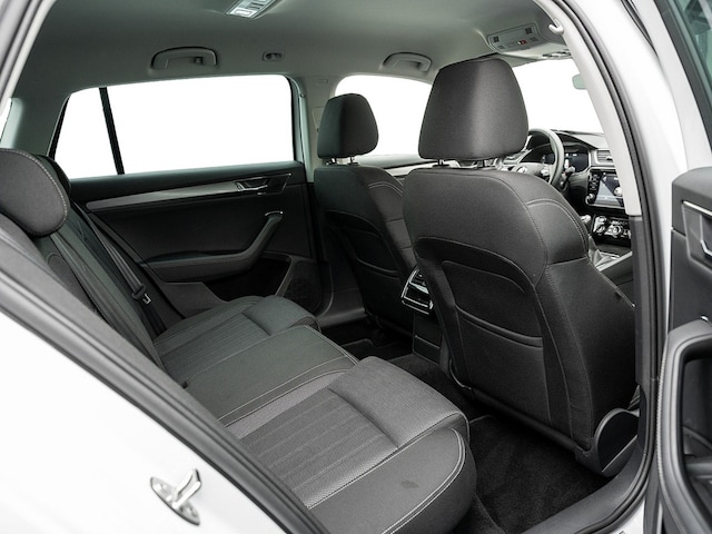 Skoda Superb 2.0 TDI Combi Style Style