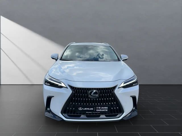 Lexus NX 450h Luxury Line