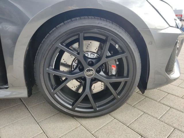 Audi RS3 Quattro S-Tronic Sedan