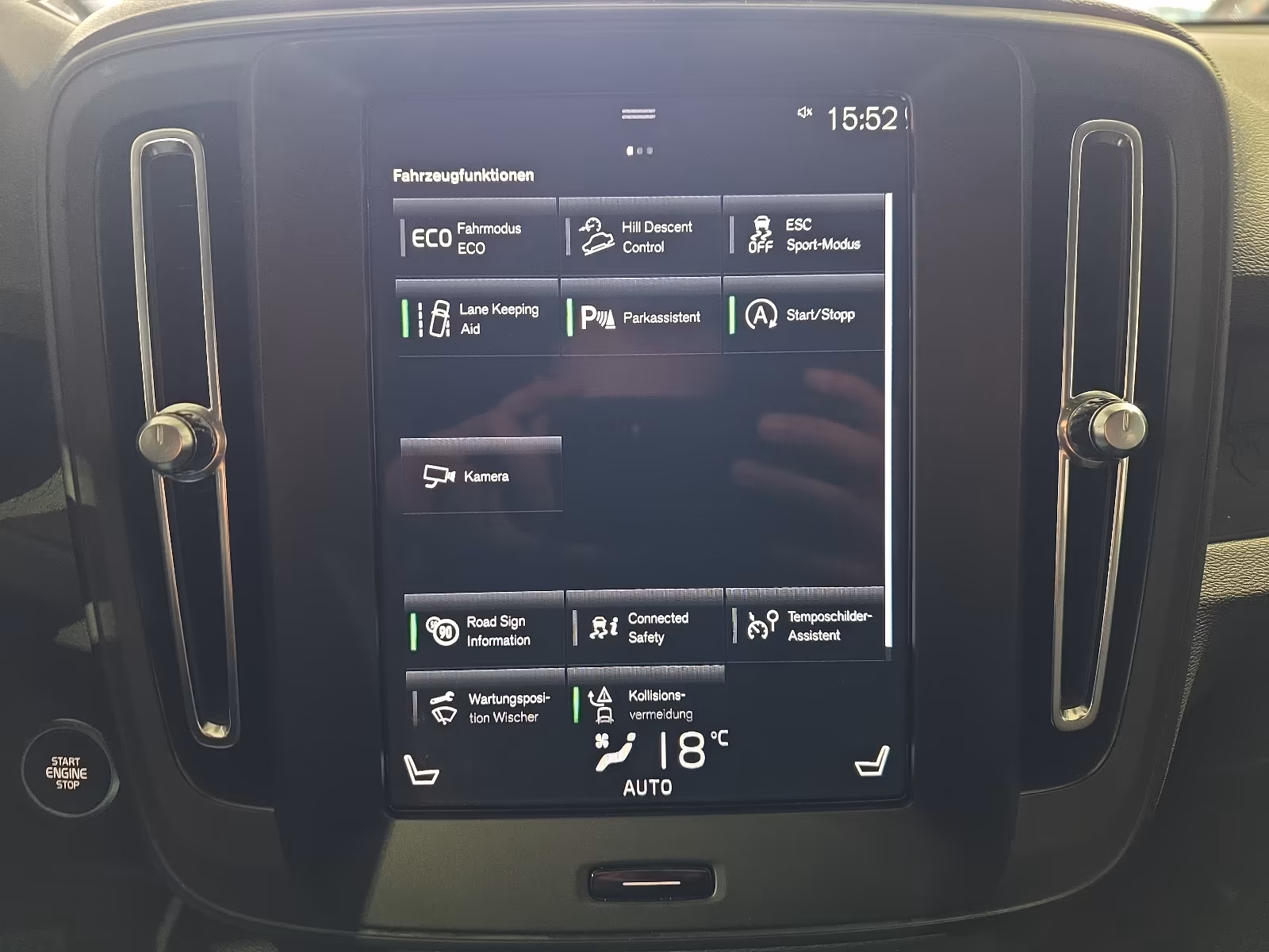 Volvo XC40 Core Momentum